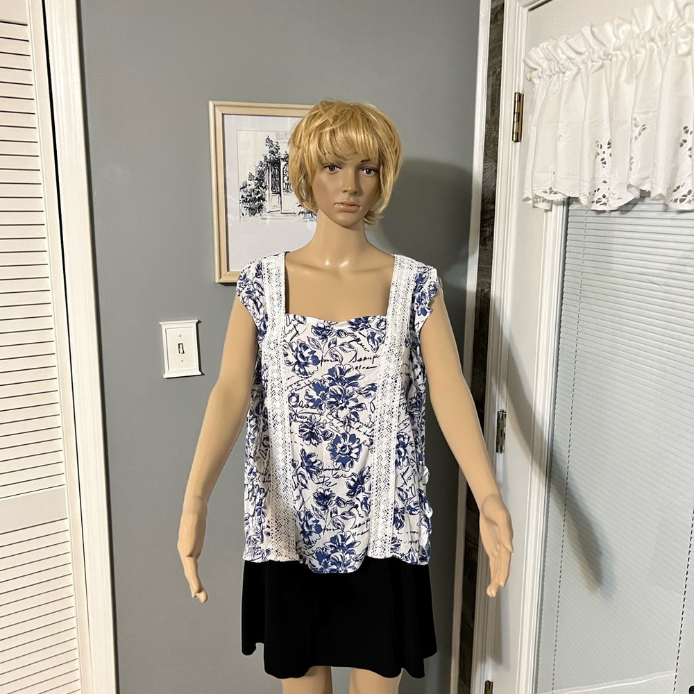 Adrienne Vittadini Shirt SZ XL NWT‎